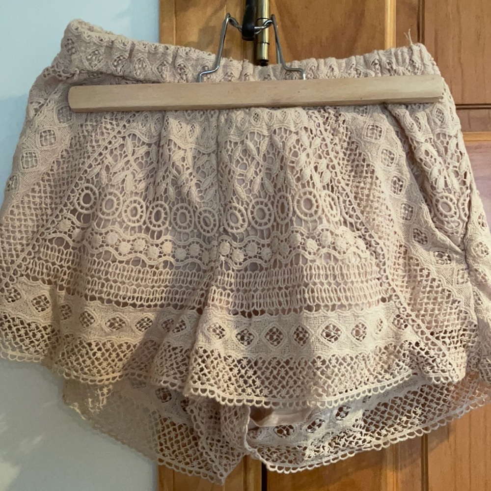 Maje “crochet” short